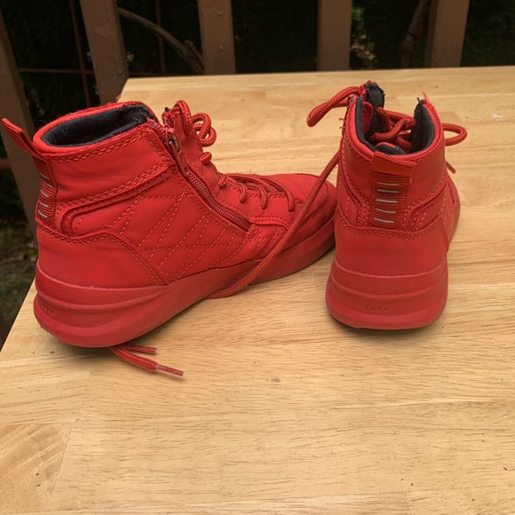 Zara small boy red shoes hi top size 30 - Picture 4 of 13
